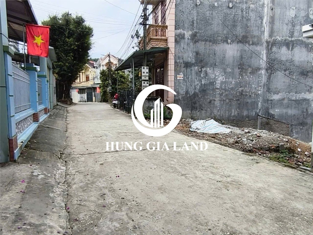 BÁN ĐẤT PHƯỜNG THỤC PHÁN (SÔNG HIẾN).